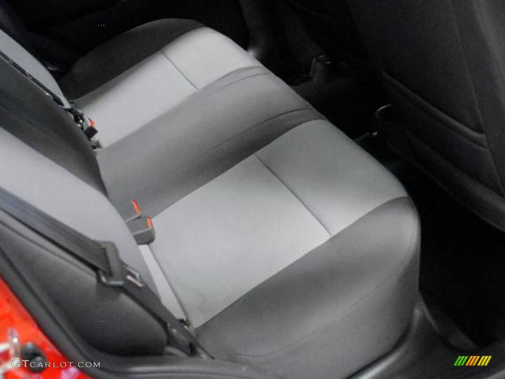 2010 Aveo Aveo5 LT - Sport Red / Charcoal photo #11