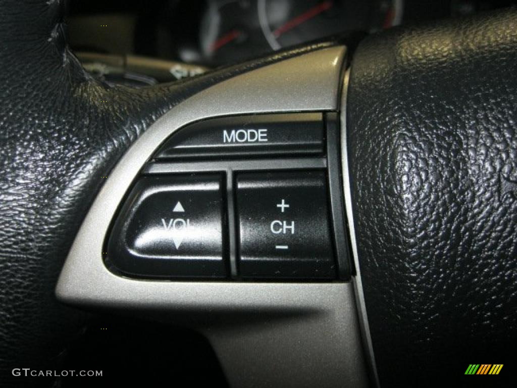 2008 Honda Accord EX-L Coupe Controls Photo #47118140