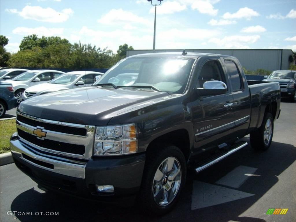 2011 Silverado 1500 LT Extended Cab - Taupe Gray Metallic / Ebony photo #1