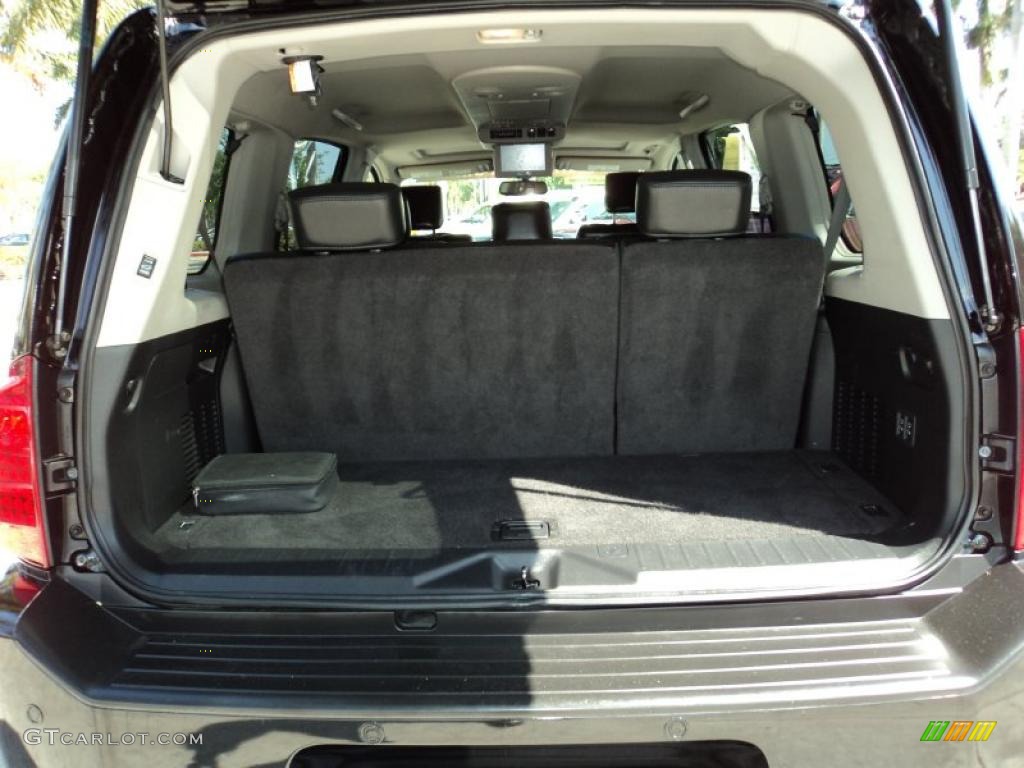 2009 Infiniti QX 56 Trunk Photo #47119892