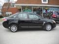 Black - Focus SE Sedan Photo No. 2