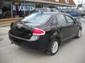 Black - Focus SE Sedan Photo No. 3