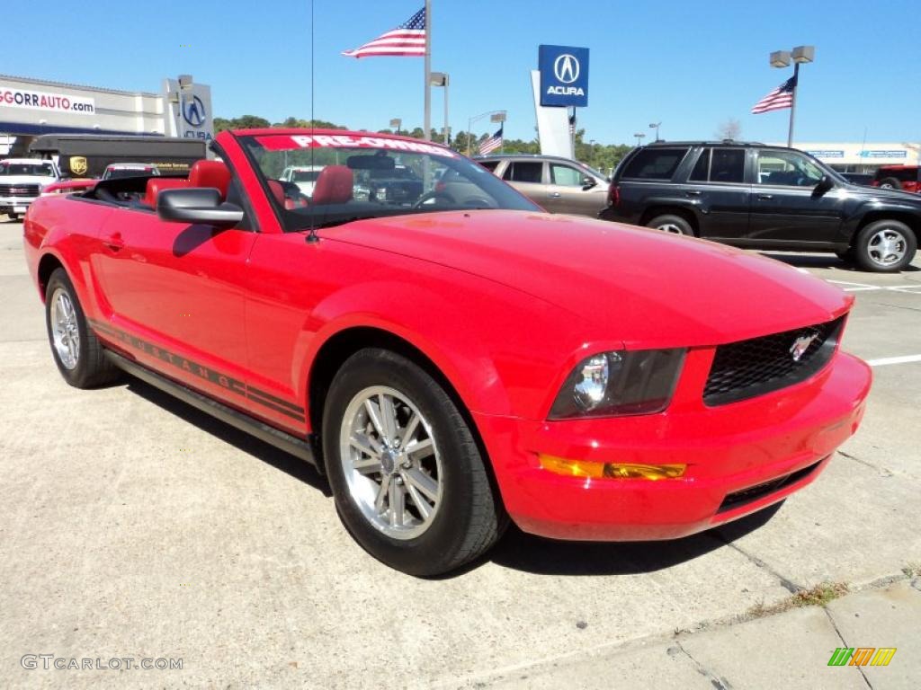 2005 Mustang V6 Premium Convertible - Torch Red / Red Leather photo #2