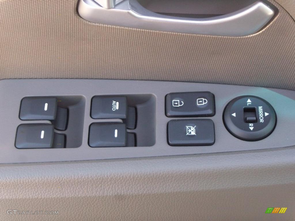 2011 Kia Sportage EX AWD Controls Photo #47122335
