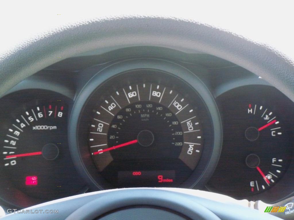 2011 Kia Soul 1.6 Gauges Photo #47122968