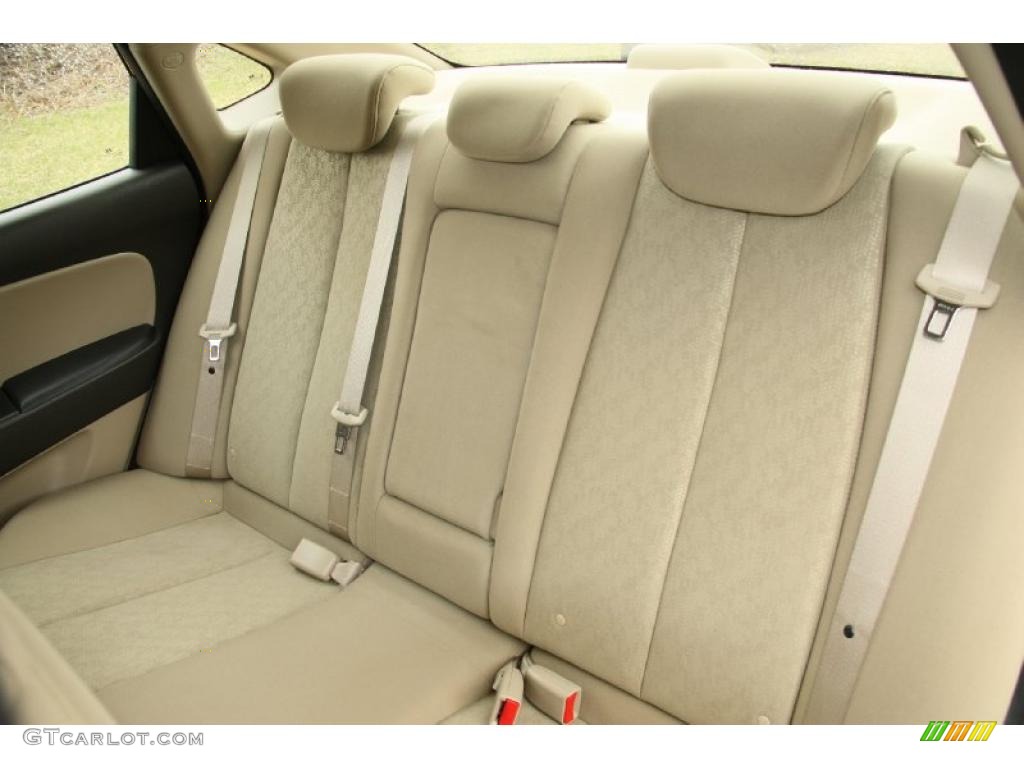 Beige Interior 2010 Hyundai Elantra GLS Photo #47123967