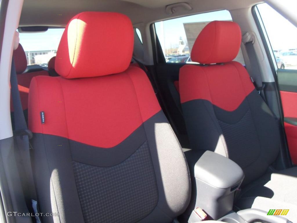 Red/Black Sport Cloth Interior 2011 Kia Soul Sport Photo #47125152