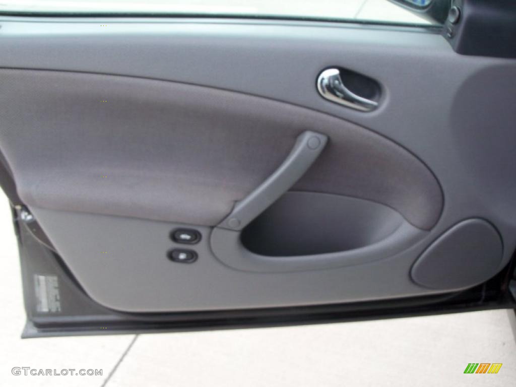2002 Saab 9-5 Linear Sedan Charcoal Grey Door Panel Photo #47125605