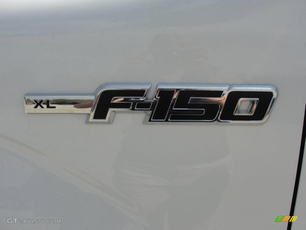 2011 F150 XL SuperCab - Oxford White / Steel Gray photo #12