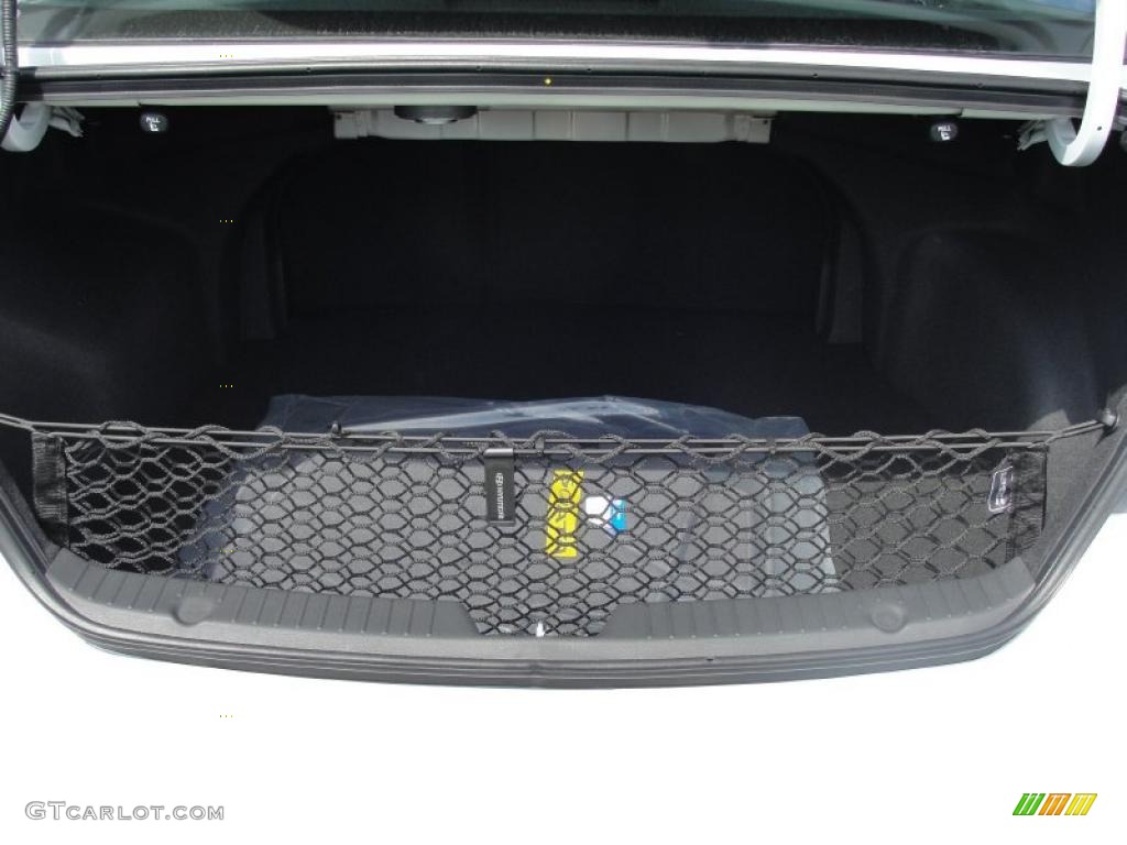 2011 Hyundai Sonata SE 2.0T Trunk Photo #47127555