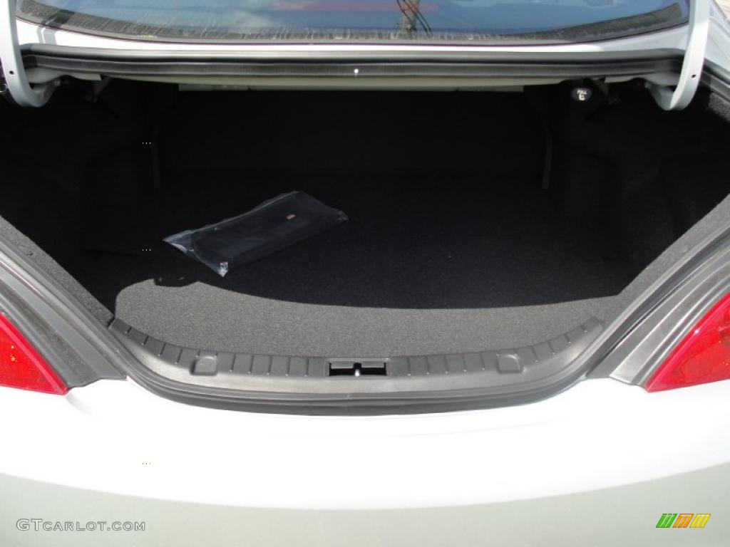 2011 Hyundai Genesis Coupe 2.0T Trunk Photo #47130459