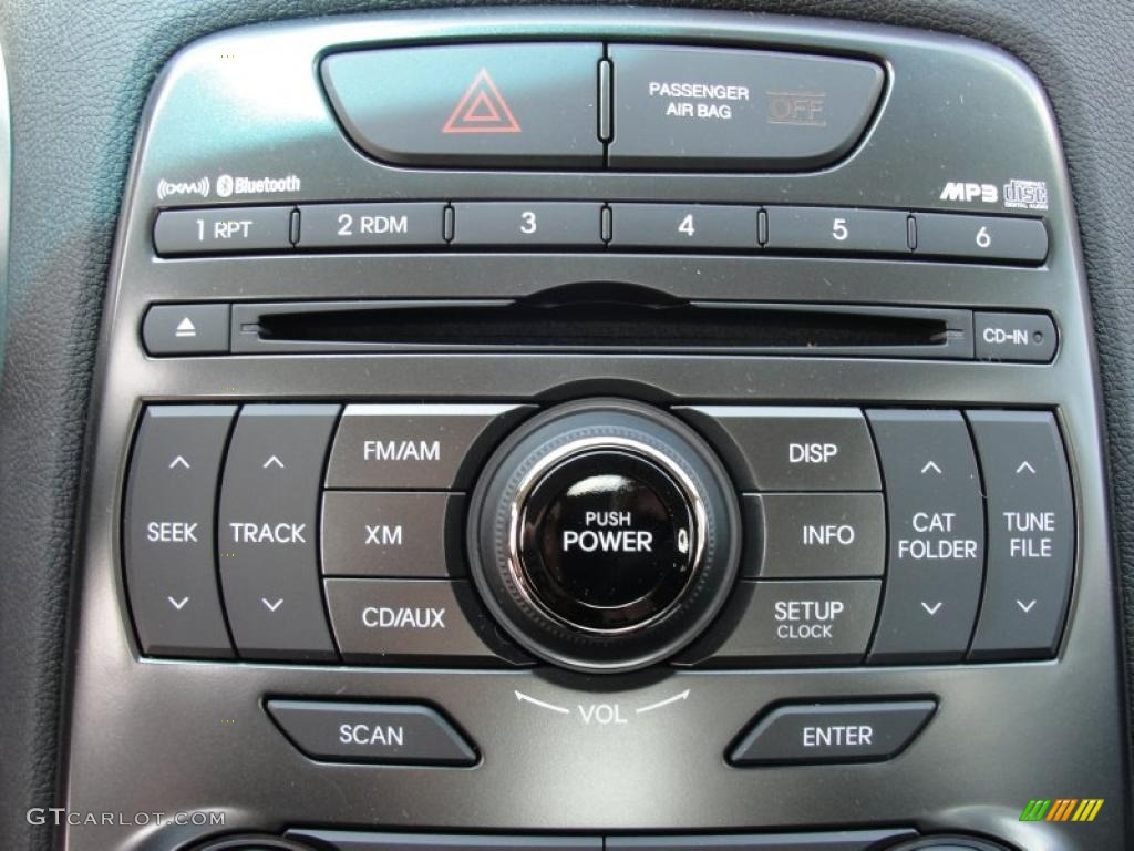 2011 Hyundai Genesis Coupe 2.0T Controls Photo #47130645