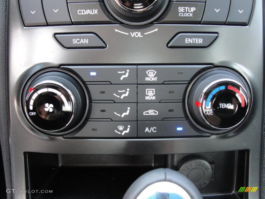 2011 Hyundai Genesis Coupe 2.0T Controls Photo #47130663