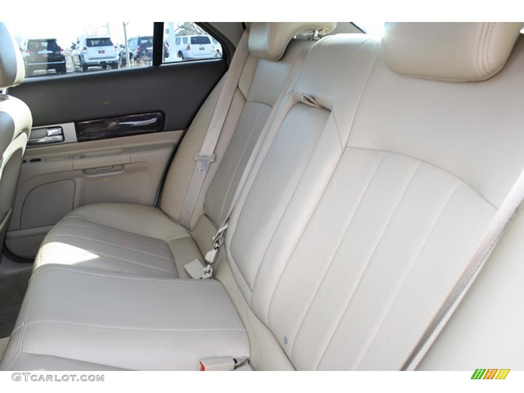 2006 LS V8 - Vivid Red Metallic / Beige photo #13