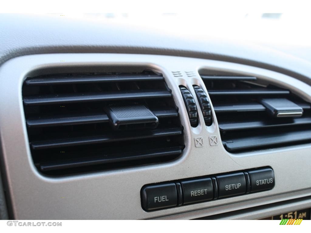 2006 LS V8 - Vivid Red Metallic / Beige photo #19