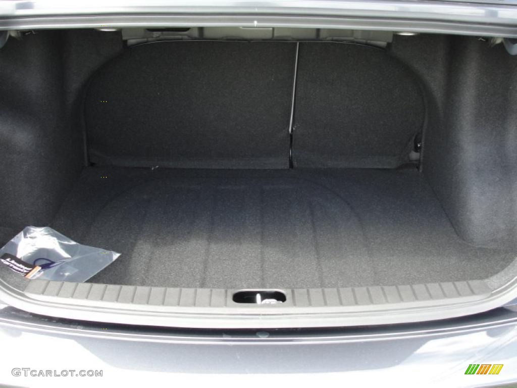 2011 Hyundai Accent GLS 4 Door Trunk Photos