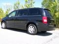 2008 Brilliant Black Crystal Pearlcoat Chrysler Town & Country Touring Signature Series  photo #4
