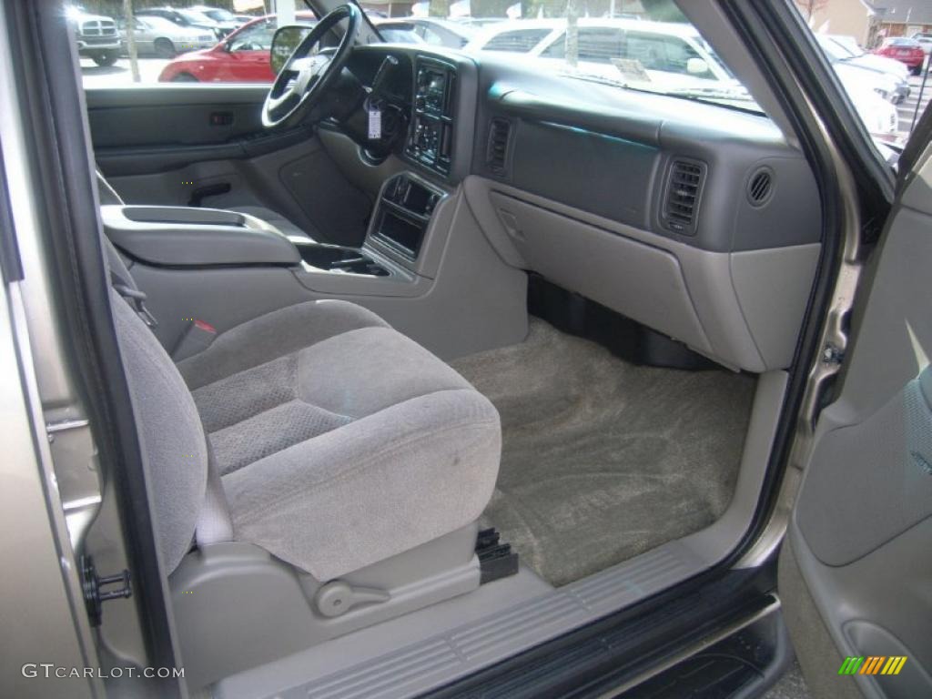 2003 Tahoe LS 4x4 - Sandalwood Metallic / Gray/Dark Charcoal photo #14
