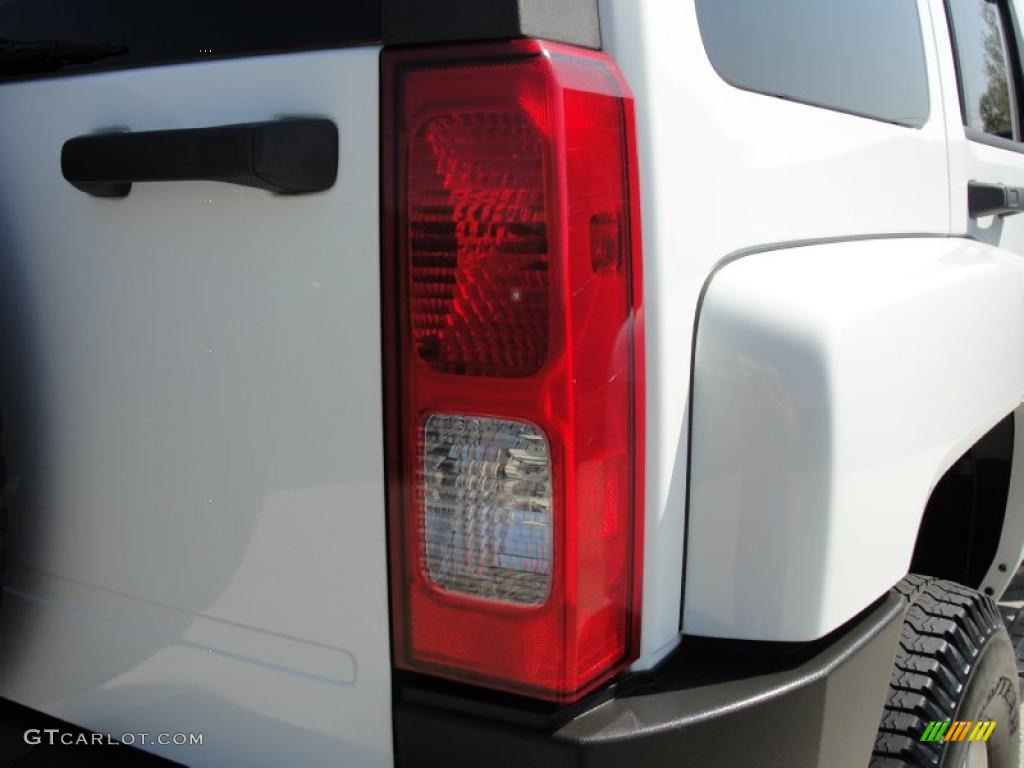 Birch White 2006 Hummer H3 Standard H3 Model Exterior Photo #47132214