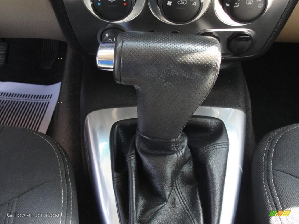 2006 Hummer H3 Standard H3 Model 4 Speed Automatic Transmission Photo #47132553