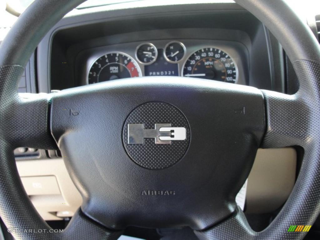 2006 Hummer H3 Standard H3 Model Marks and Logos Photo #47132568