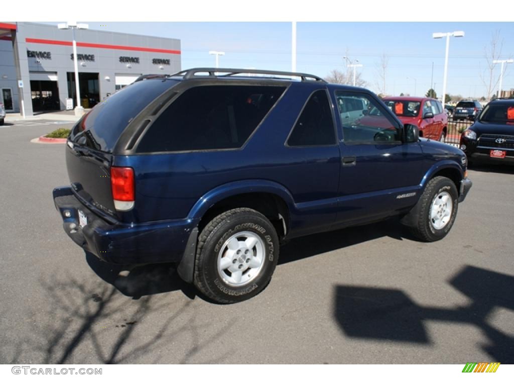 Indigo Blue Metallic 2000 Chevrolet Blazer LS 4x4 Exterior Photo #47133171
