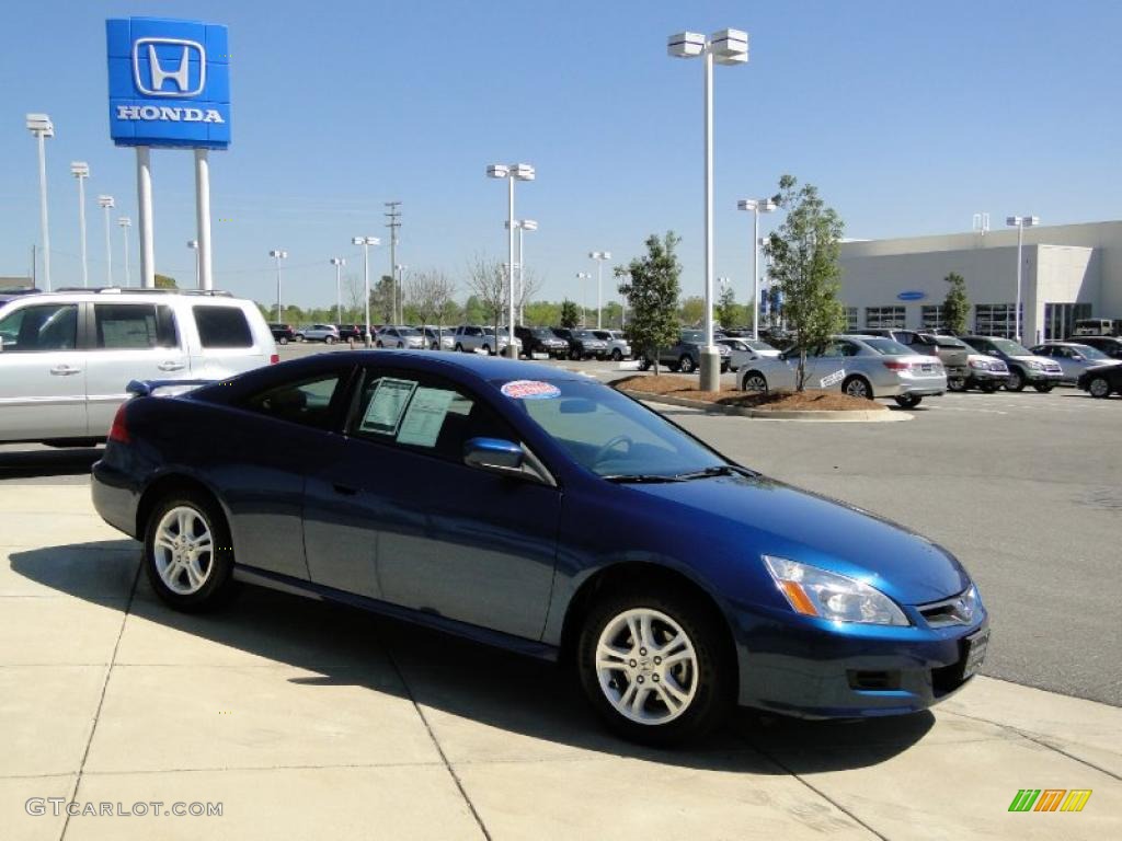 2007 Accord LX Coupe - Sapphire Blue Pearl / Gray photo #3