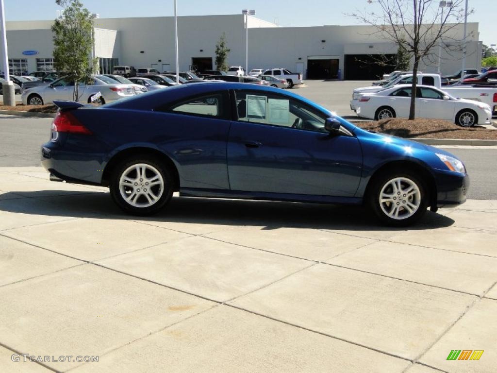 2007 Accord LX Coupe - Sapphire Blue Pearl / Gray photo #4