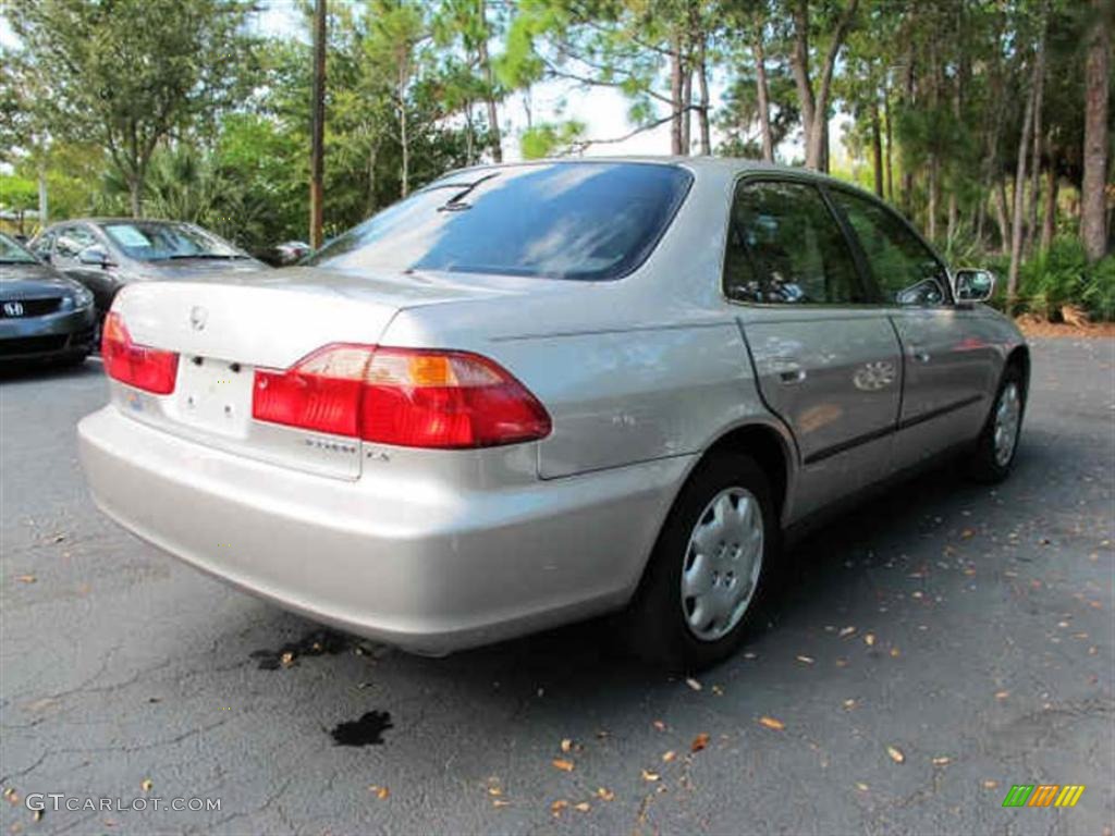 1998 Accord LX Sedan - Regent Silver Pearl / Ivory photo #2