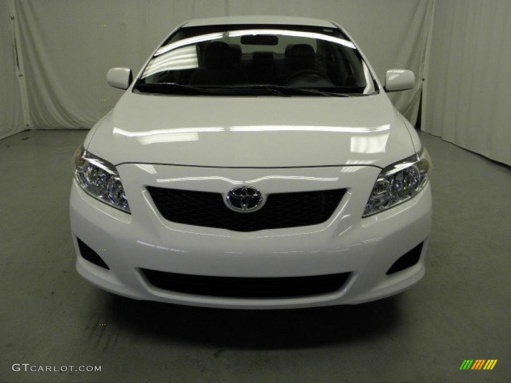 2009 Corolla LE - Super White / Ash photo #2