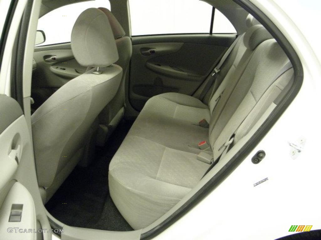 2009 Corolla LE - Super White / Ash photo #12