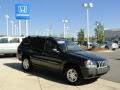 2004 Brillant Black Crystal Pearl Jeep Grand Cherokee Laredo  photo #3