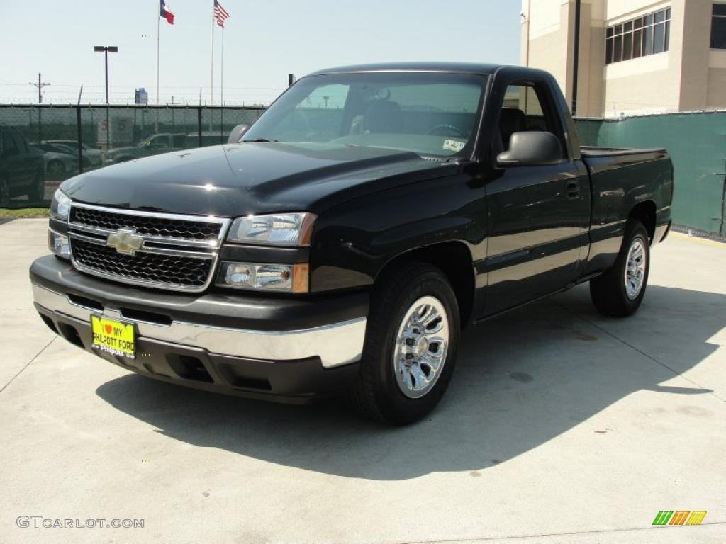 2007 Silverado 1500 Classic Work Truck Regular Cab - Black / Dark Charcoal photo #7