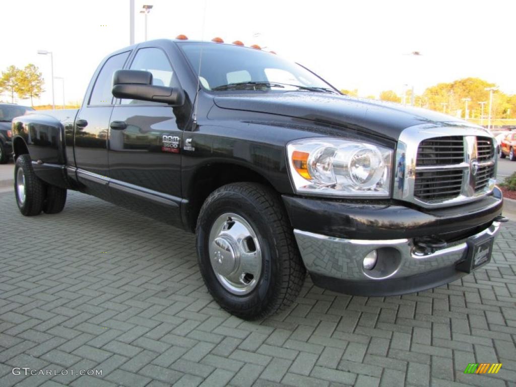 Brilliant Black Crystal Pearl 2007 Dodge Ram 3500 SLT Quad Cab Dually Exterior Photo #47137968