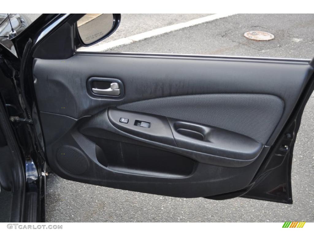 2006 Nissan Sentra 1.8 S Charcoal Door Panel Photo #47138343