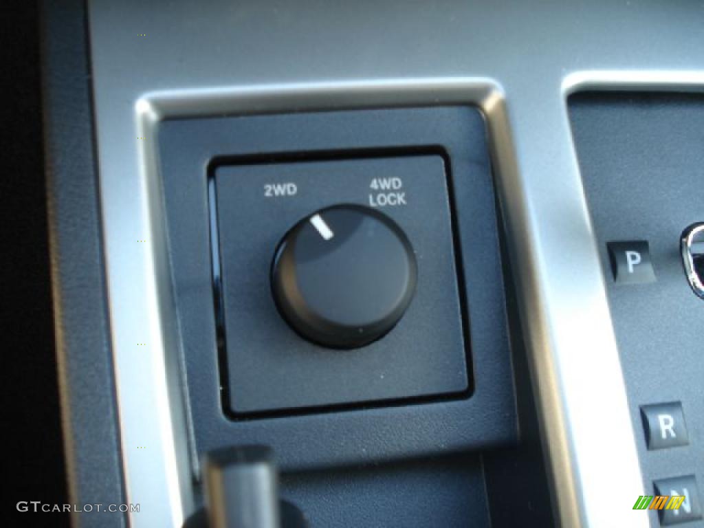 2011 Dodge Nitro Heat 4.0 4x4 Controls Photo #47141433
