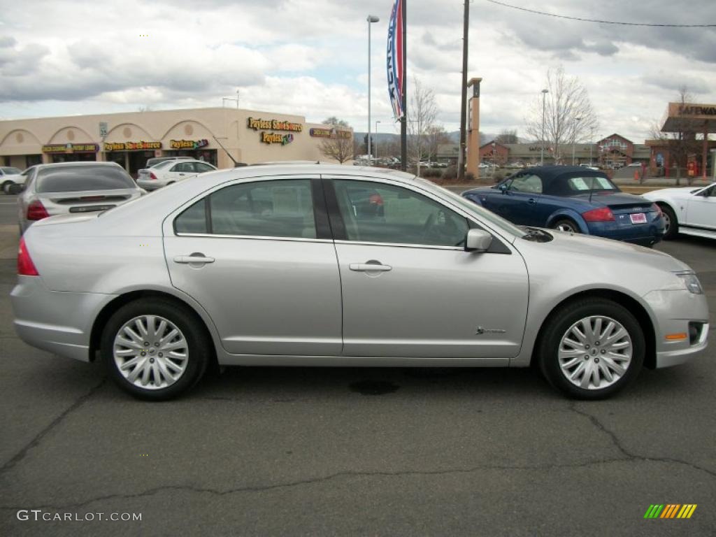 2010 Fusion Hybrid - Brilliant Silver Metallic / Medium Light Stone photo #8