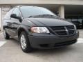 2007 Brilliant Black Dodge Caravan SE  photo #1