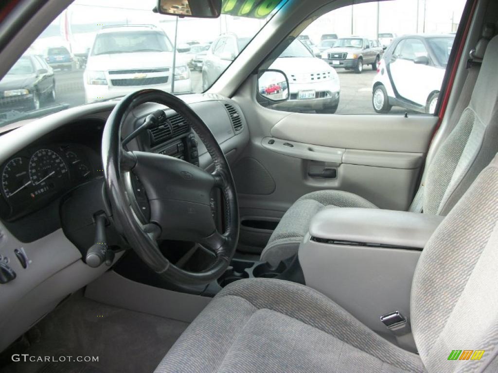 Medium Graphite Interior 1997 Ford Explorer XLT 4x4 Photo #47142861