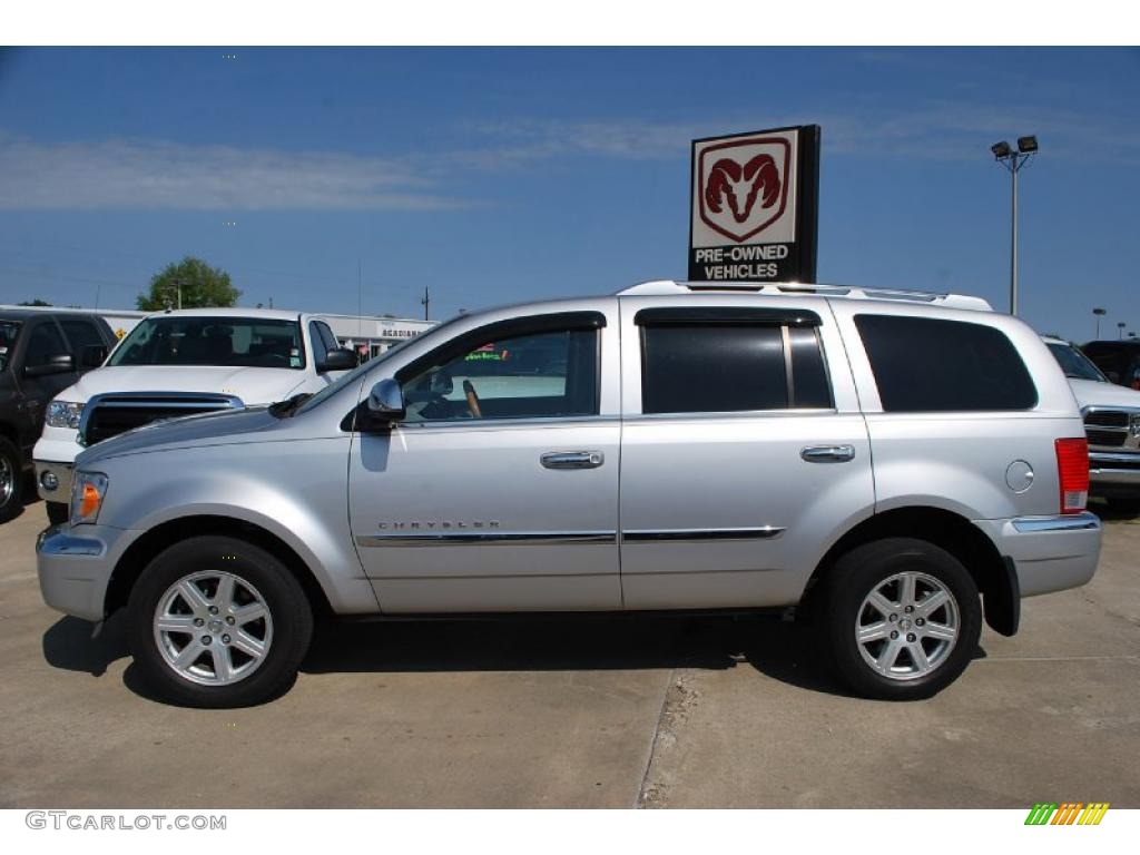 Bright Silver Metallic 2007 Chrysler Aspen Limited Exterior Photo #47143401
