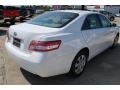 Super White - Camry LE Photo No. 5