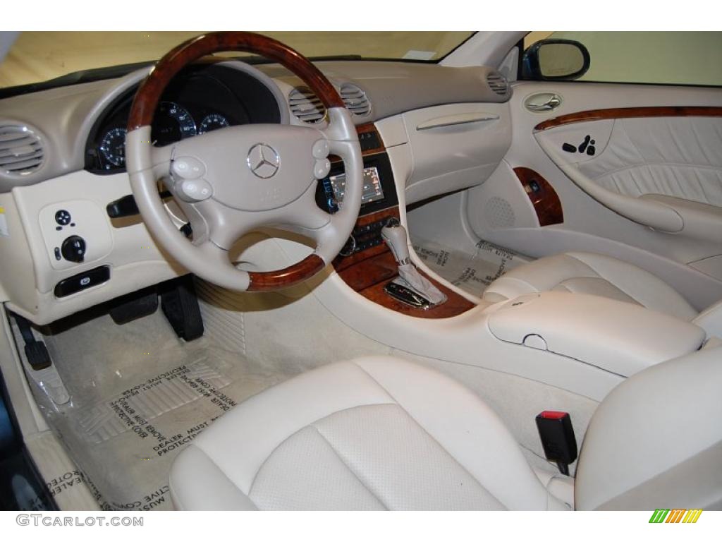 Stone Interior 2005 Mercedes-Benz CLK 500 Coupe Photo #47144094