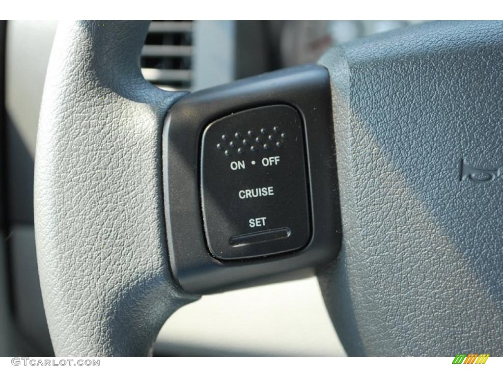 2008 Dodge Durango Adventurer Controls Photo #47145699