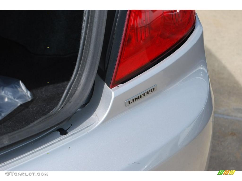 2010 Sebring Limited Sedan - Bright Silver Metallic / Dark Slate Gray photo #18