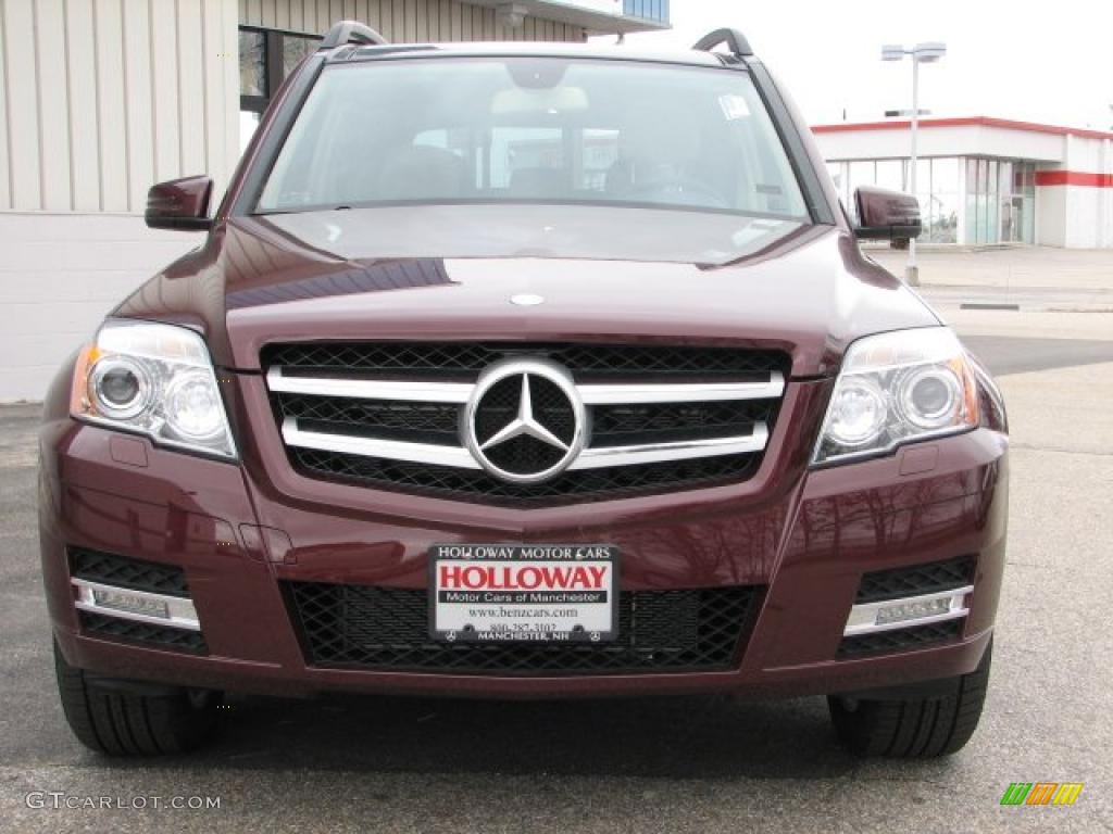 2011 GLK 350 4Matic - Barolo Red Metallic / Almond/Black photo #2
