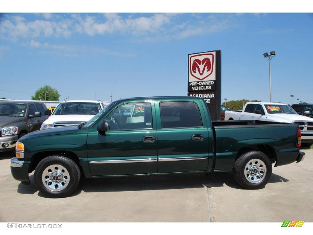 2007 Sierra 1500 Classic SL Crew Cab - Medium Green Metallic / Neutral photo #2