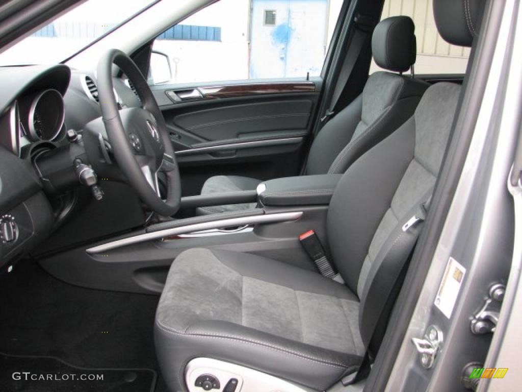 Black Interior 2011 Mercedes-Benz ML 550 4Matic Photo #47147025