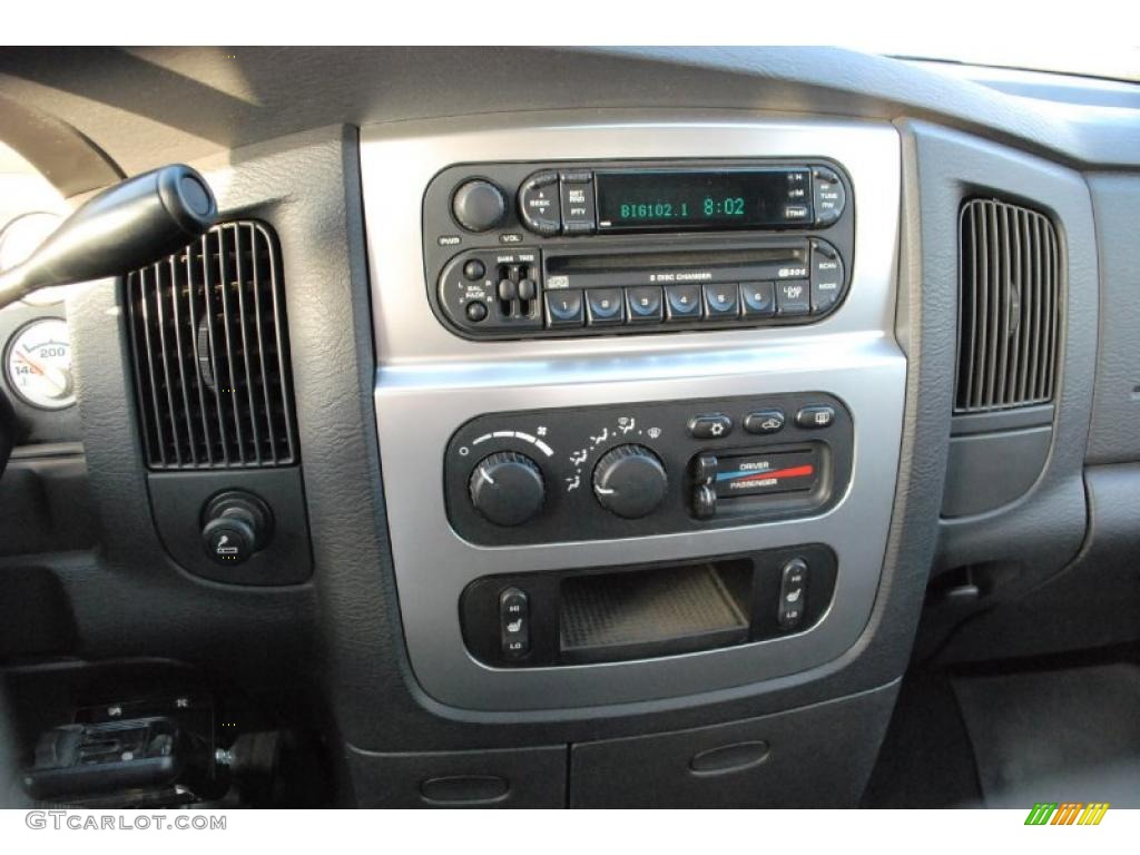 2004 Dodge Ram 2500 Laramie Quad Cab Controls Photo #47147472
