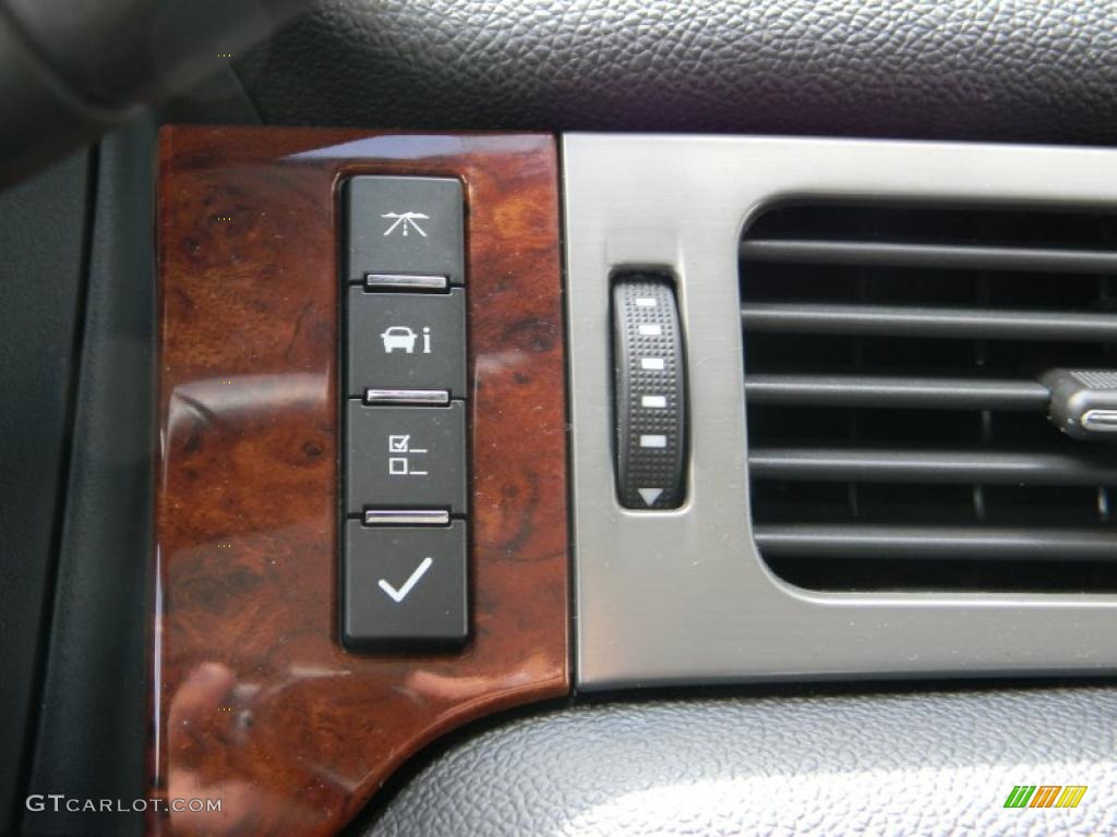2010 Chevrolet Silverado 1500 LTZ Extended Cab 4x4 Controls Photo #47148750
