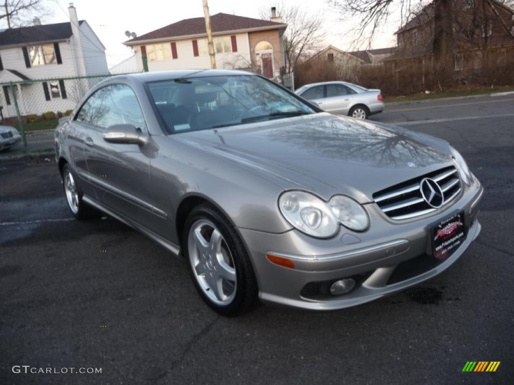 2004 CLK 500 Coupe - Desert Silver Metallic / Charcoal photo #2